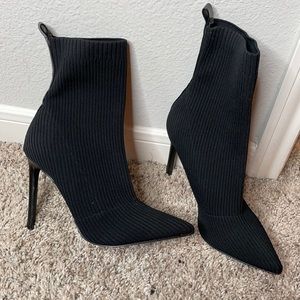 Very cute Steve Madden heels